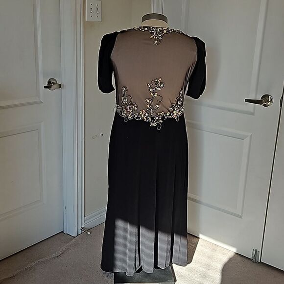 Rianna Couture Women's Formal Beaded Maxi Dress With Front Slit Size 16 Black - Picture 4 of 16